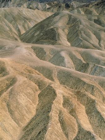 https://imgc.allpostersimages.com/img/posters/zabriskie-point-in-the-death-valley-national-park-california-usa_u-L-PZKPSL0.jpg?artPerspective=n