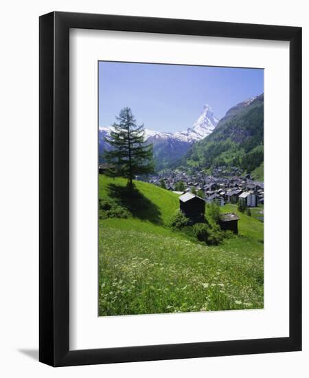 Zermatt and the Matterhorn Mountain, Valais (Wallis), Swiss Alps, Switzerland, Europe-Roy Rainford-Framed Photographic Print