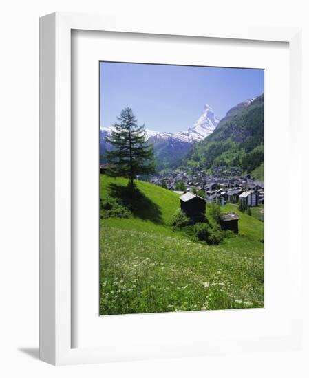 Zermatt and the Matterhorn Mountain, Valais (Wallis), Swiss Alps, Switzerland, Europe-Roy Rainford-Framed Photographic Print