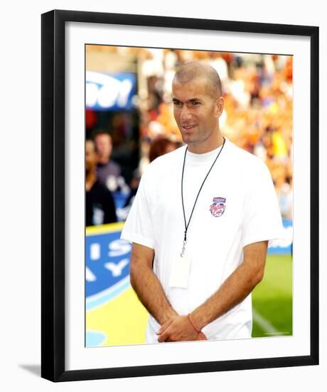 Zinedine Zidane-null-Framed Photo