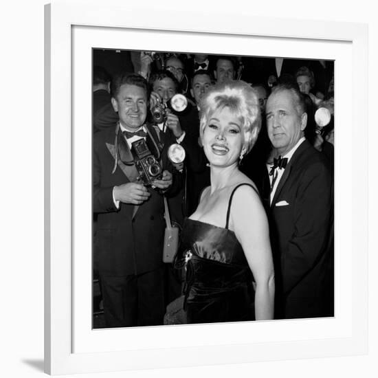 Zsa Zsa Gabor-null-Framed Photo