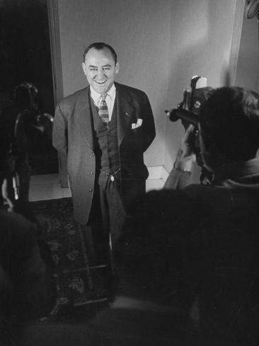 John Minor Wisdom Posing For Reporters After Visit With Dwight D Eisenhower Fotografie Druck