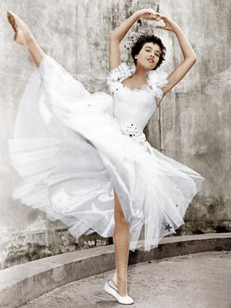 An American in Paris, Leslie Caron, 1951 Photo at ...