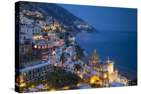 オールポスターズの brian jannsen twilight over positano along the