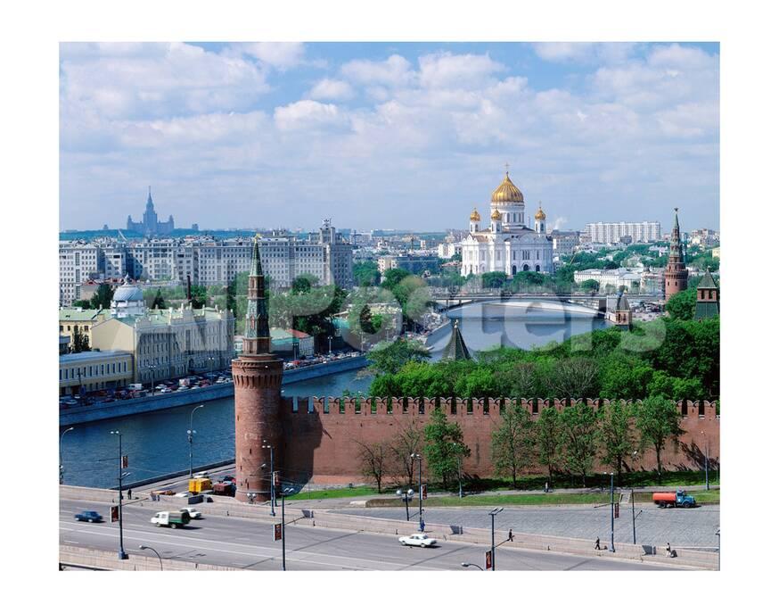 Cathedral Of Christ The Saviour And Kremlin Wall Moscow Russia Premium Giclee Print Allposters Com