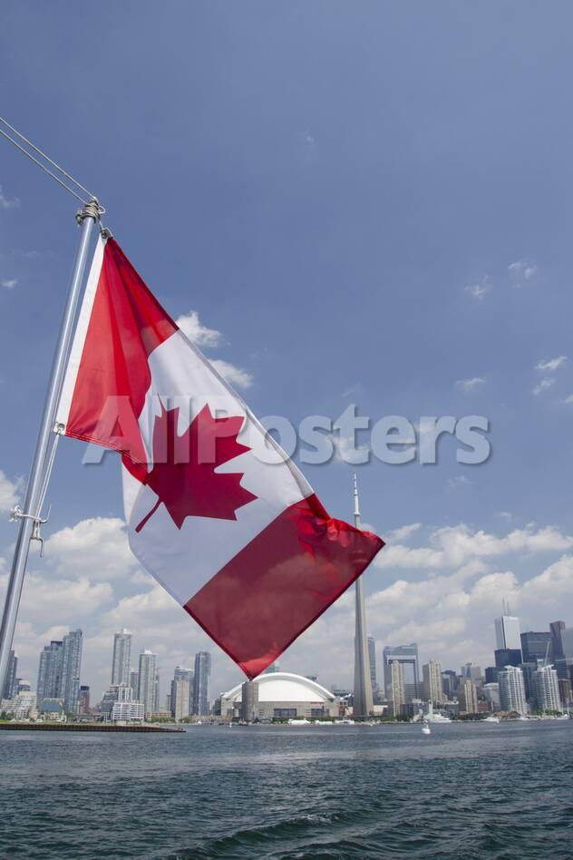 Lake Ontario Skyline With Cn Tower And Canadian Flag Toronto Ontario Canada Photographic Print Cindy Miller Hopkins Allposters Com
