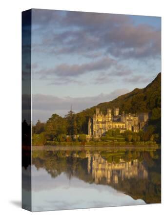 'Kylemore Abbey, Connemara National Park, Connemara, Co, Galway