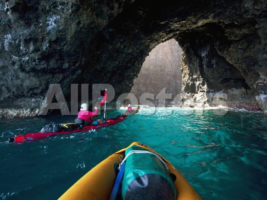 kayaking sea arch napali