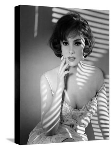 Ženske filmske legende Gina-lollobrigida-early-1960s_a-G-5111294-8363143