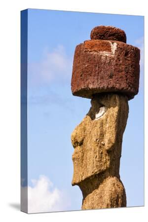 'Rapa Nui National Park, Easter Island. Moai Statue ...