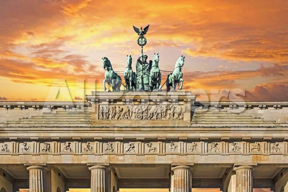 Berlin Germany Close Up Of The Quadriga Atop The Brandenburg Gate At Sunset Photographic Print Miva Stock Allposters Com