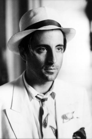movie-star-news-andy-garcia-posed-in-white-suit-with-hat_a-G-14448960-8363132.jpg