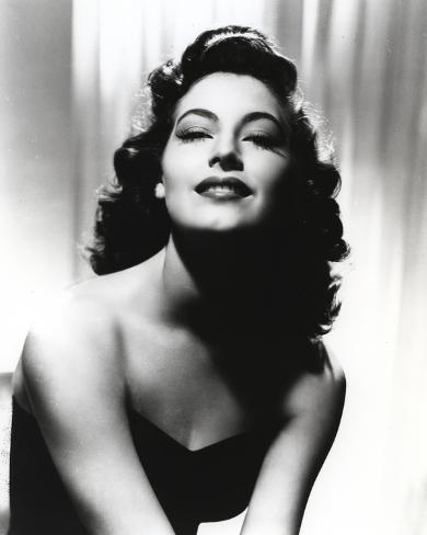 movie-star-news-black-and-white-portrait-of-ava-gardner-in-black-dress_a-G-14450133-13198926.jpg