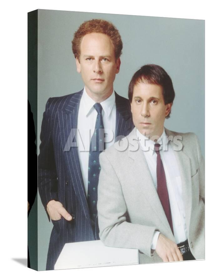 オールポスターズの movie star news simon garfunkel wearing a coat