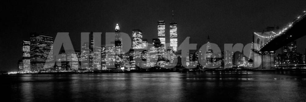 New York Skyline At Night Dominated By The Twin Towers Of The World Trade Centre August 1981 Photographic Print Allposters Com