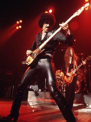 thin lizzy singer thin lizzy singer