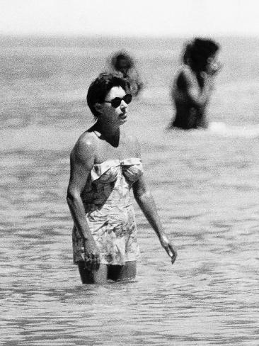 Princess Margaret on Holiday in Mustique Roddy Llewellyn ...