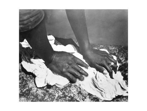 Risultati immagini per fotografie di tina modotti