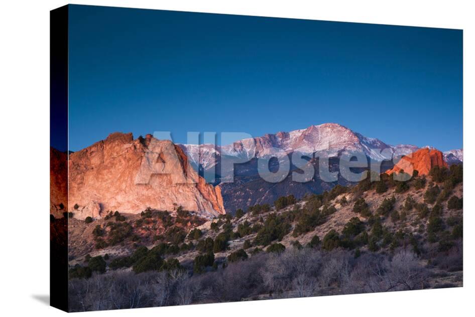 View Of Pikes Peak At Dawn Garden Of The Gods Colorado Springs