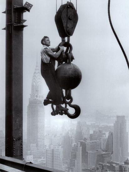 Construction Worker On The Empire State Building Prints Allposters Com Construction Worker On The Empire State Building Prints Allposters Com