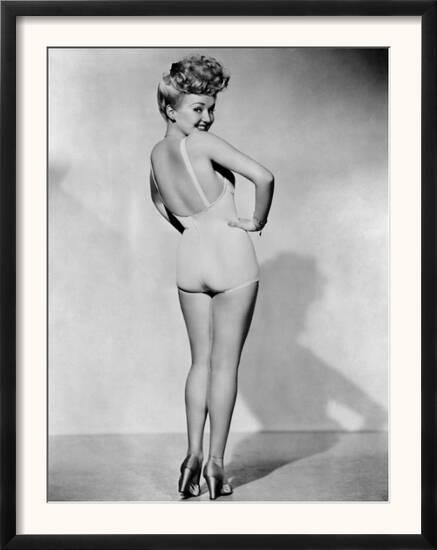 Betty Grable, World War II Pin-Up Picture, 1943 Poster at ...