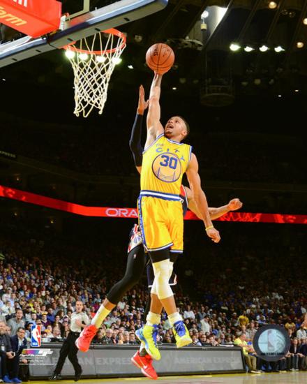 'Stephen Curry 2015-16 Action' Photo | AllPosters.com