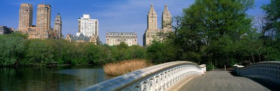 'Bow Bridge, Central Park, New York City, New York State, USA