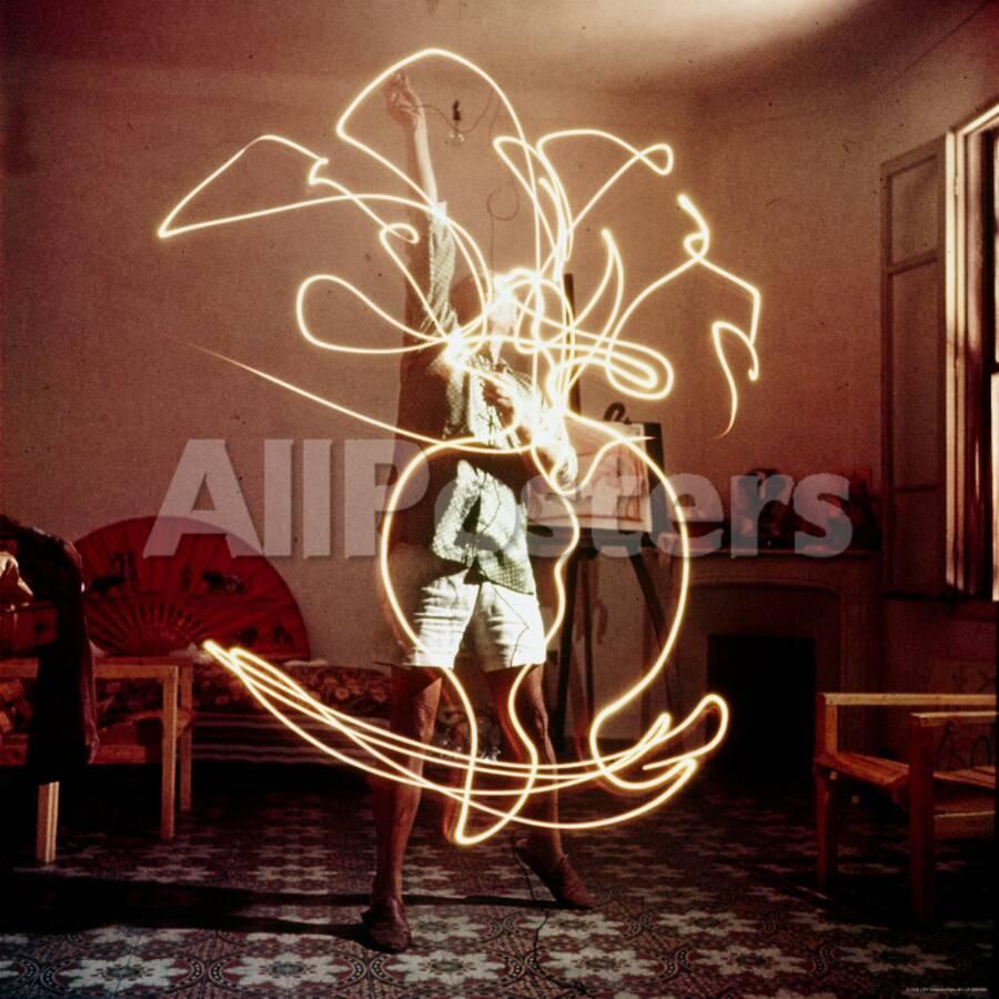 Pablo Picasso Creating Light Drawing Of Vase Of Flowers Alone