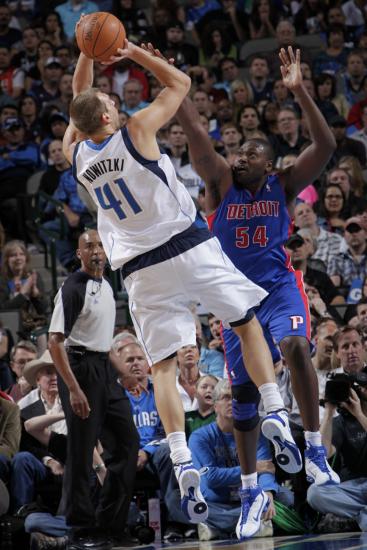 'Detroit Pistons v Dallas Mavericks: Dirk Nowitzki and ...