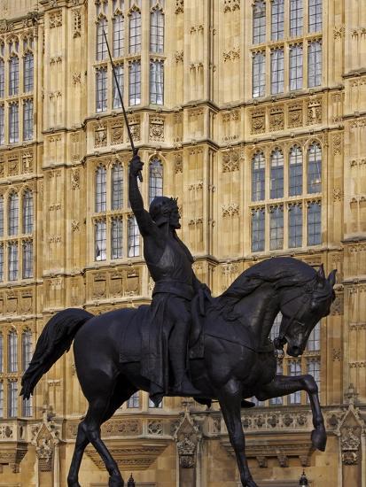 'Richard the Lionheart Statue, Houses of Parliament, Westminster ...