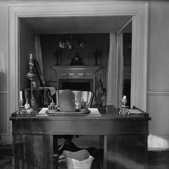 Monticello Thomas Jefferson S Plantation Home Study In Master Bedroom Ca 1930s