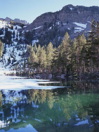 california sierra nevada inyo nf mammoth lakes frozen emerald