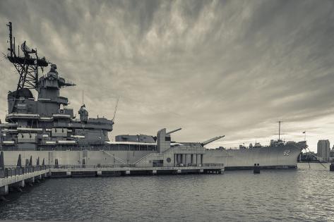 LAMINATED PRINT OF THE U.S.S NEW JERSEY AMERICAN BATTLESHIP