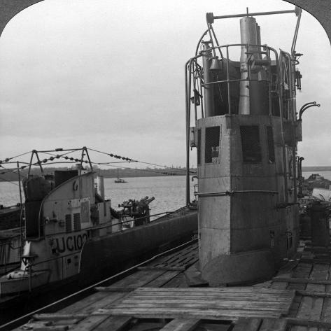 Conning Tower of a MineLaying German UBoat, World War I, 19141918