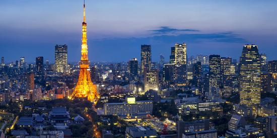 Tokyo Skyline And Tokyo Tower At Night Minato Tokyo Japan Photographic Print Jan Christopher Becke Allposters Com