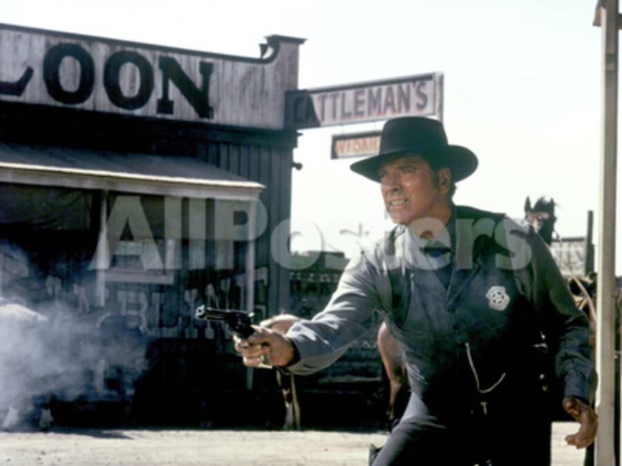 L Homme By La Loi Lawman By Michael Winner With Burt Lancaster 1971 Photo