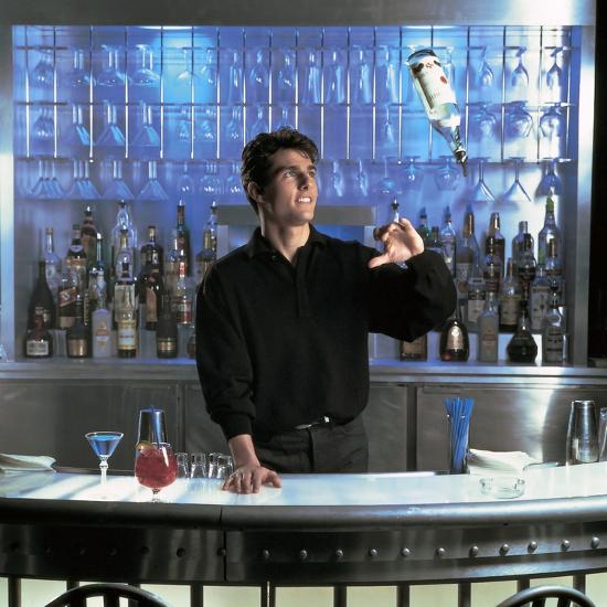 COCKTAIL, 1987 directed by ROGER DONALSON Tom Cruise (photo) Photo at