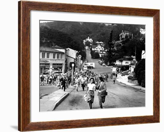 Invasion Of The Body Snatchers, Dana Wynter, Kevin McCarthy, 1956-null-Framed Photo