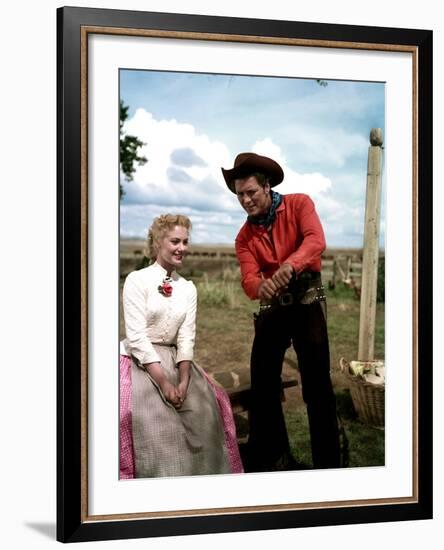 Oklahoma, Shirley Jones, Gordon MacRae, 1955-null-Framed Photo