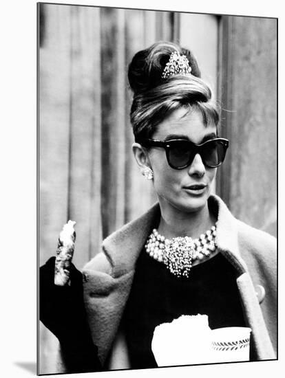 Breakfast at Tiffany's, Audrey Hepburn Eating Between Scenes on Set, 1961-null-Mounted Photo