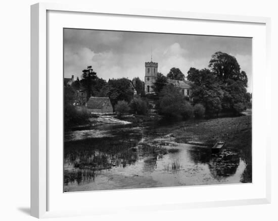 England, Bidford-On-Avon-Fred Musto-Framed Photographic Print